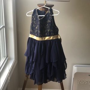 Girls dress
